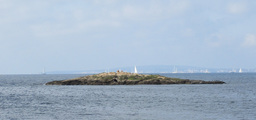 Islands near islands -Illot de la Galera
